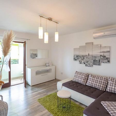 Apartman Doris Lovran Exterior photo